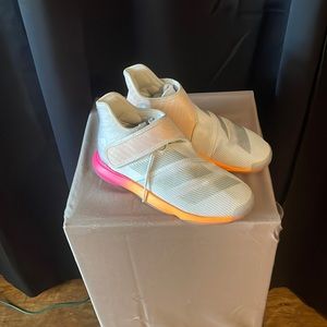 Adidas hardens kids size 4